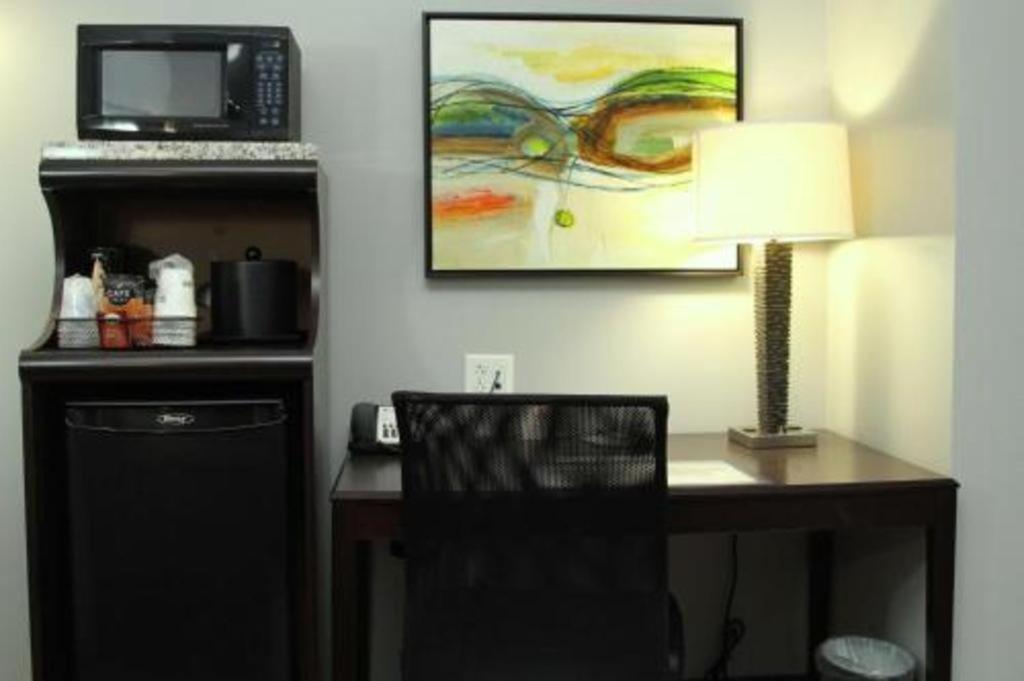 Best Western Plus Olathe Hotel מראה חיצוני תמונה