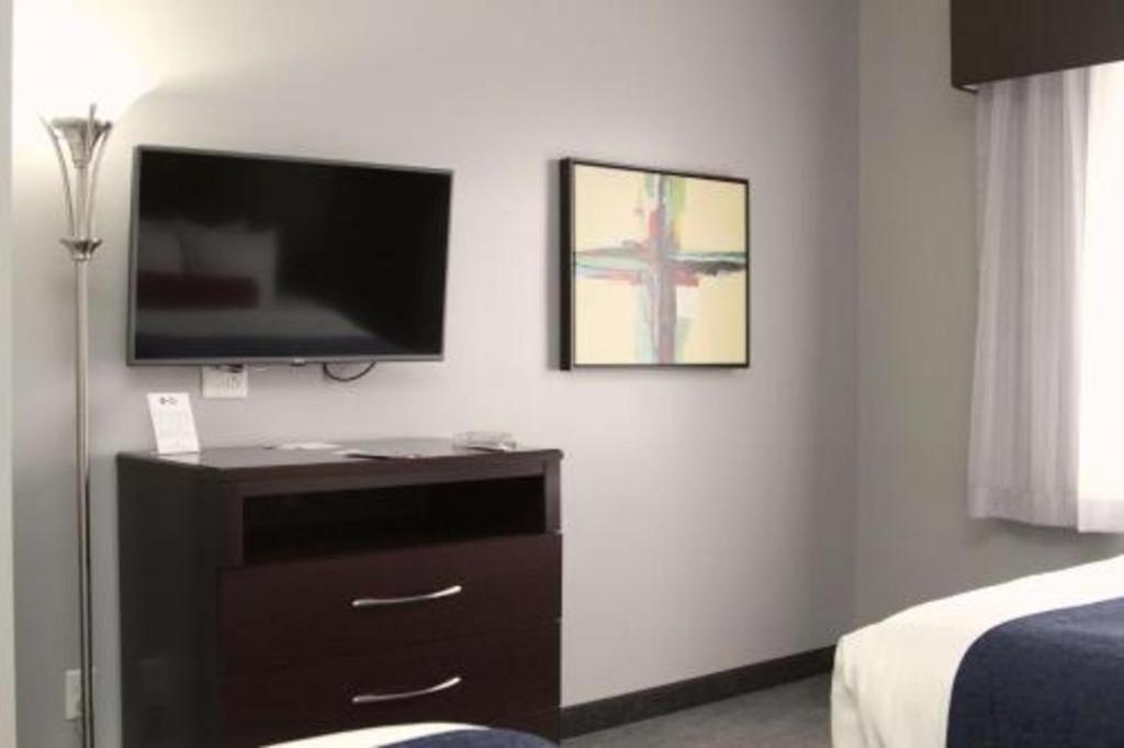 Best Western Plus Olathe Hotel מראה חיצוני תמונה