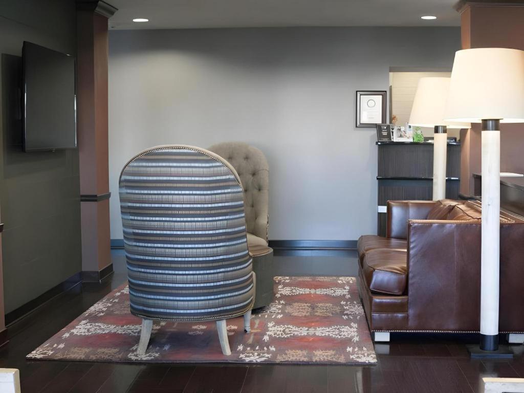 Best Western Plus Olathe Hotel מראה חיצוני תמונה
